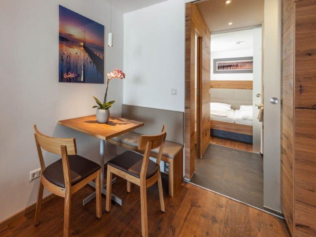 Seeblick Hotel *